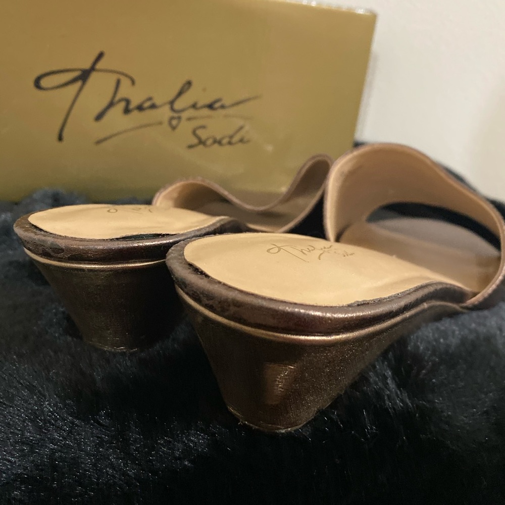 Wedge Sandals - Picture 4 of 8